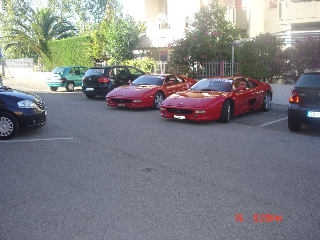 Aloha Park Hotel Campomarino  Bagian luar foto